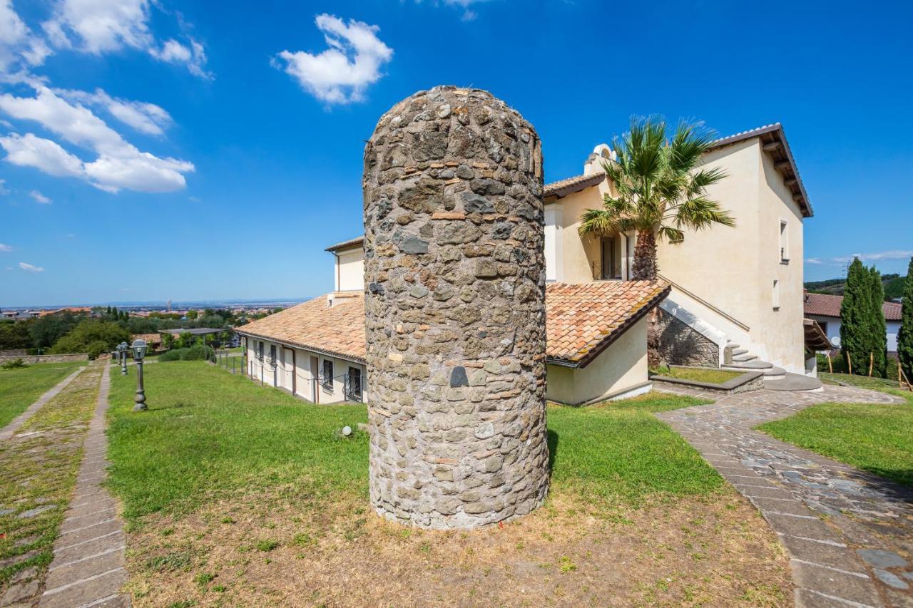 Gasthaus Residenza D'Epoca Pietra Di Ponente Ciampino Exterior foto